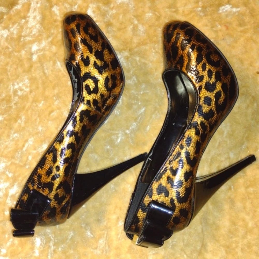 Adorable leopard print Steve Madden heels with bow size 7 - Picture 4 of 5